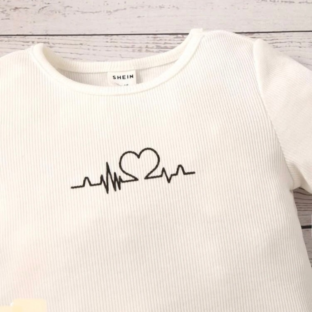 Beige and off white baby girl short set - Picture 4 of 4